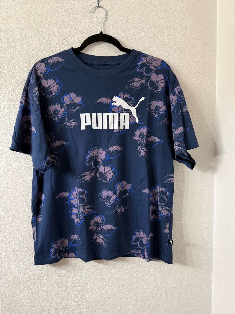 Puma Essentials 3PC Set Floral Vibes Jogger in Navy, Size Large, NWOT - Picture 2 of 11